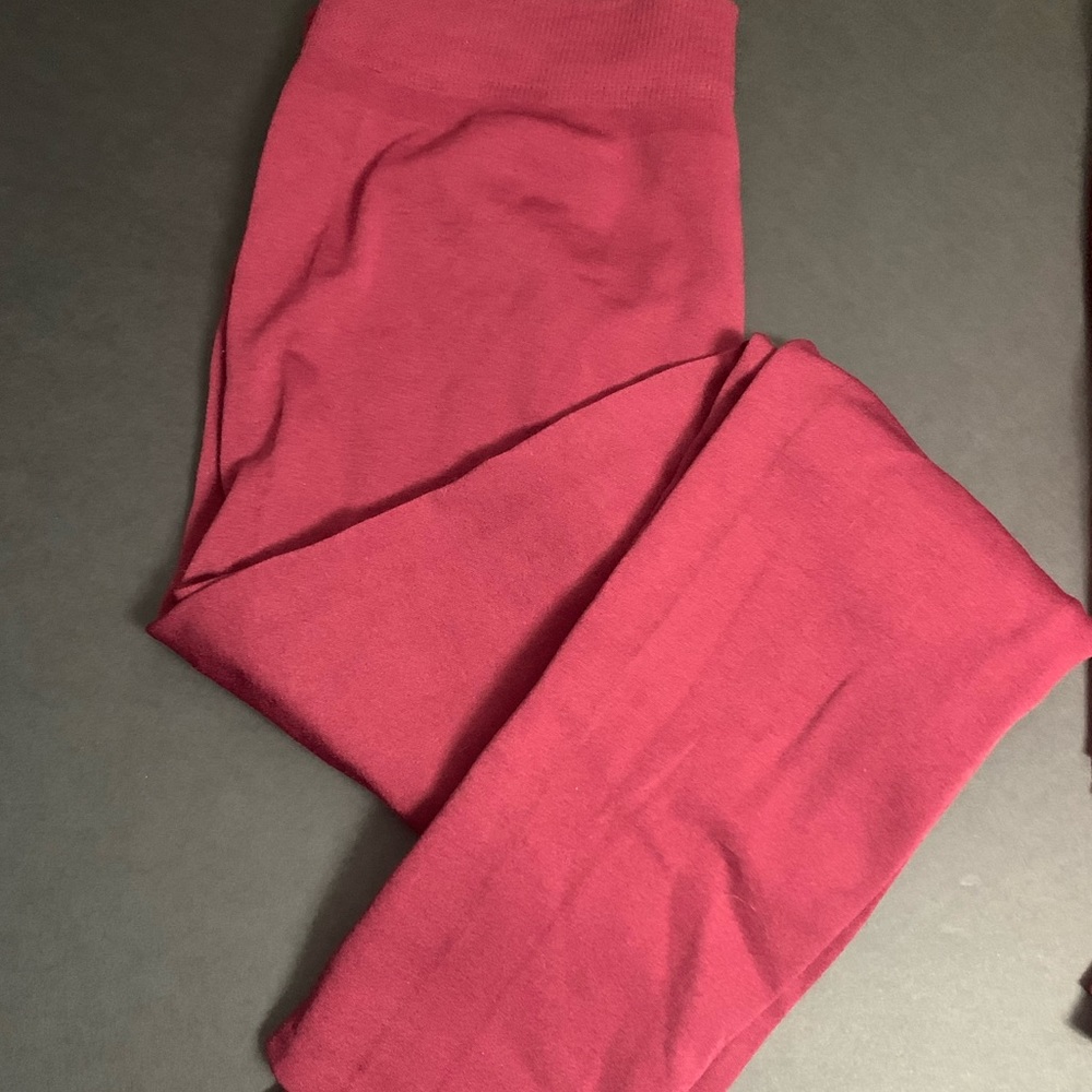 West Loop Cranberry fleece lined leggings